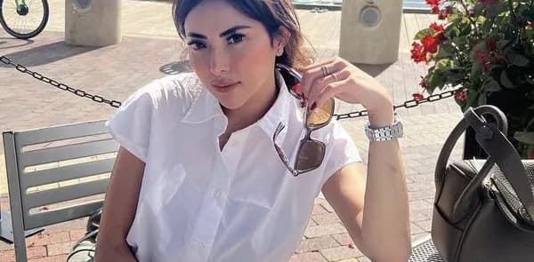 Potret artis Ayu Aulia