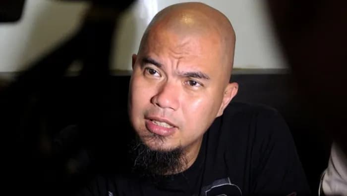 Ahmad Dhani memberikan konfirmasi kepada media