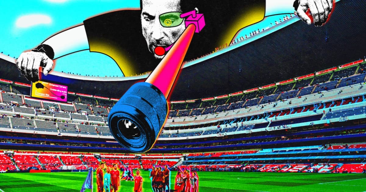 Kamera wasit FIFA terpasang di headset ofisial untuk siaran langsung Piala Dunia 2026