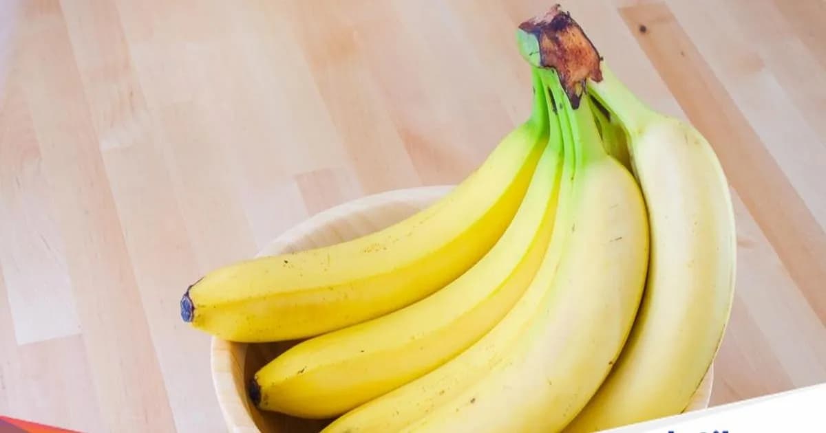 Ilustrasi pisang di dalam mangkuk kayu, objek eksperimen smartwatch deteksi heart rate