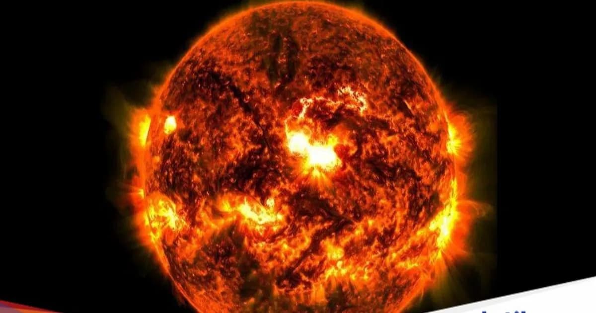 Ilustrasi badai matahari dengan semburan plasma dari permukaan Matahari yang ditangkap oleh satelit NASA SDO