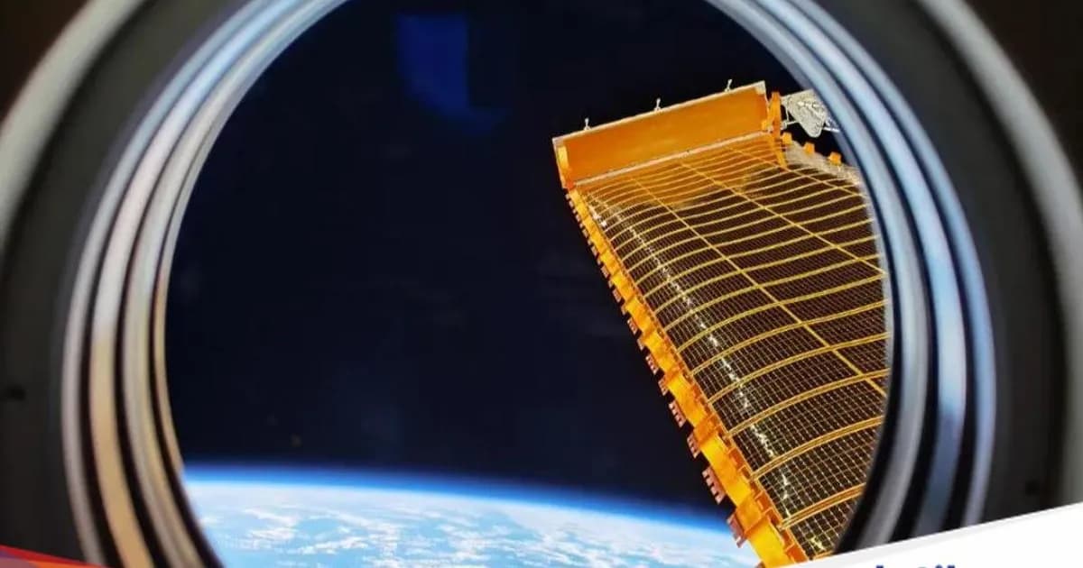 Ilustrasi stasiun luar angkasa China Tiangong di orbit Bumi dengan latar planet biru