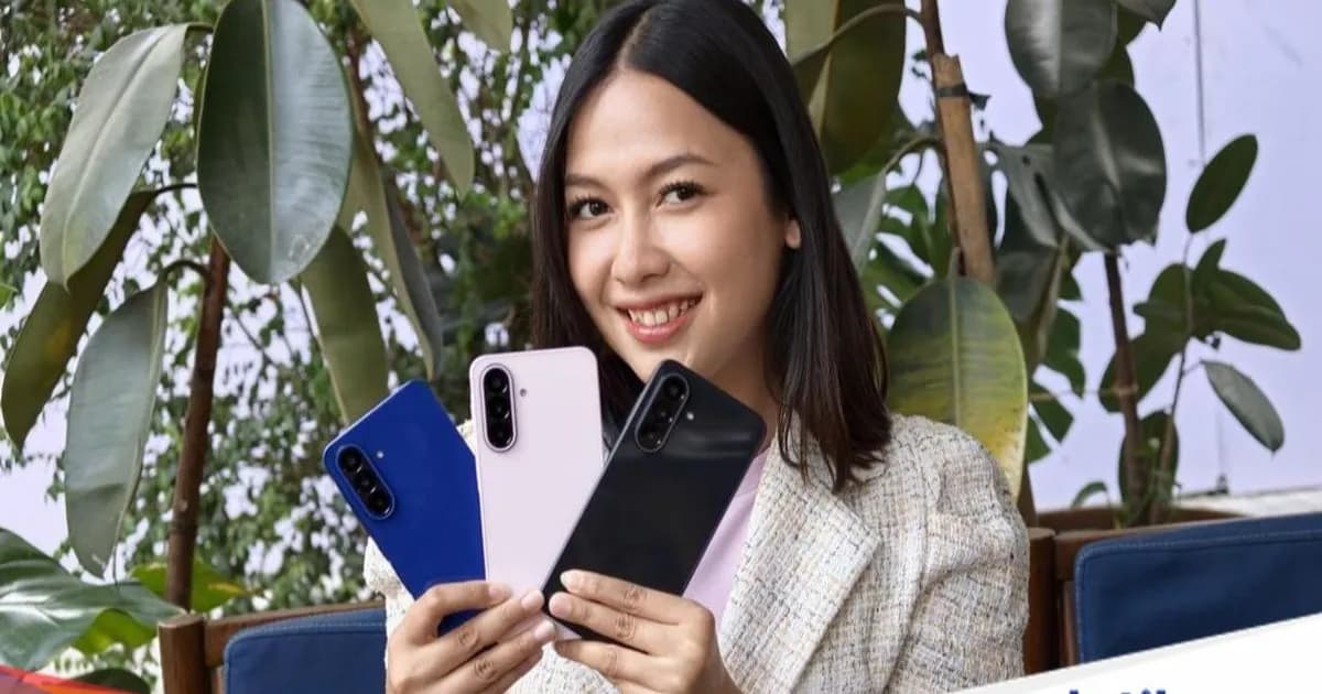 Samsung Galaxy A27 5G tampak depan dengan layar Super AMOLED Infinity-O