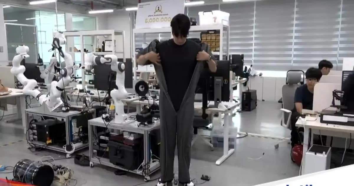 Pakaian robotik dari KAIST dan Stanford yang mirip kostum Iron Man, terpasang otomatis dalam 10 detik.