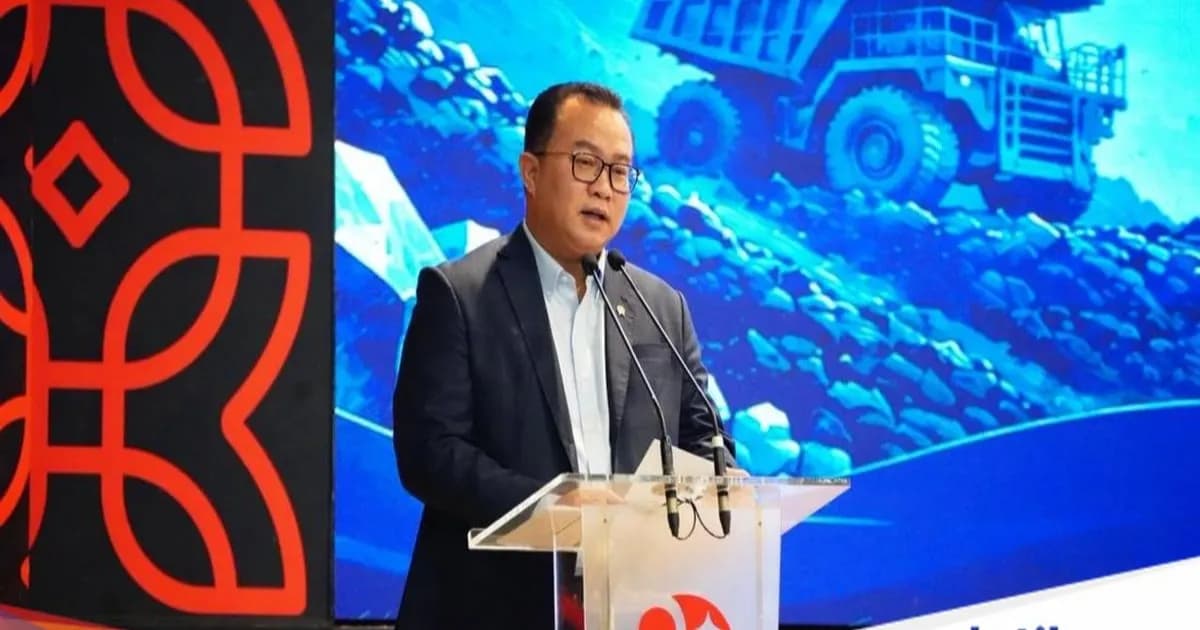 Kepala BRIN Arif Satria dalam diskusi panel peringatan 50 Tahun Satelit Indonesia.