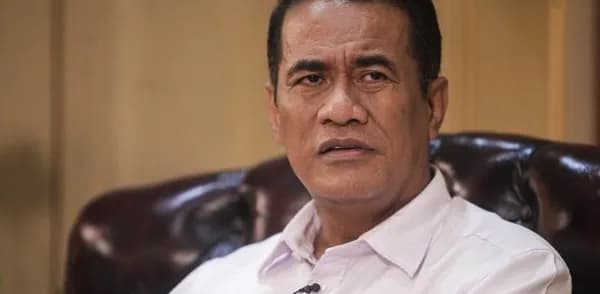 Menteri Pertanian Andi Amran Sulaiman wawancara di Kementerian Pertanian