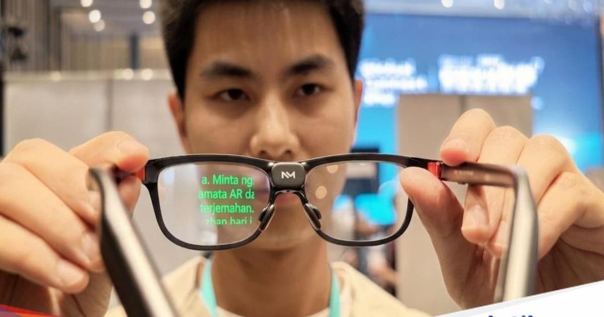 Ilustrasi empat model kacamata pintar dengan AI dan fitur kesehatan yang dipamerkan di Global Connect Show 2026