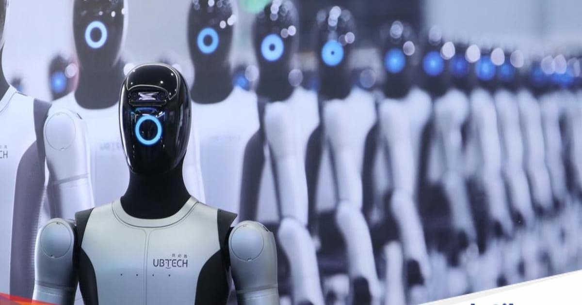 Robot humanoid dipamerkan di kantor UBTECH Robotics di Shenzhen, China