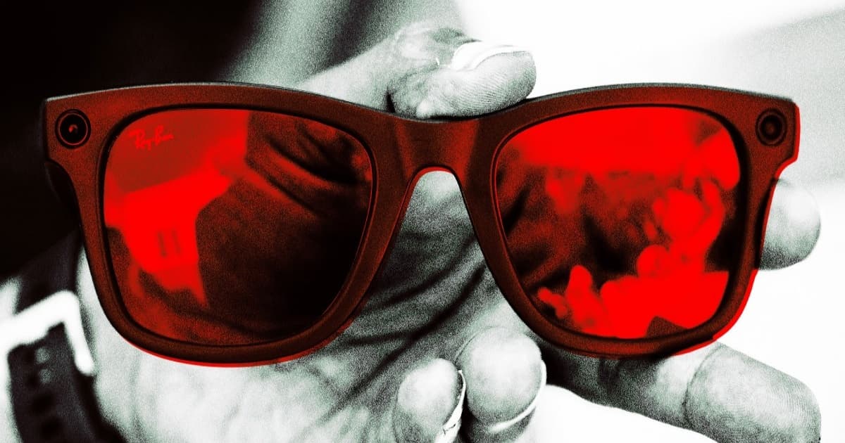 Sepasang kacamata pintar Meta Ray-Ban dengan teknologi pengenalan wajah tersembunyi