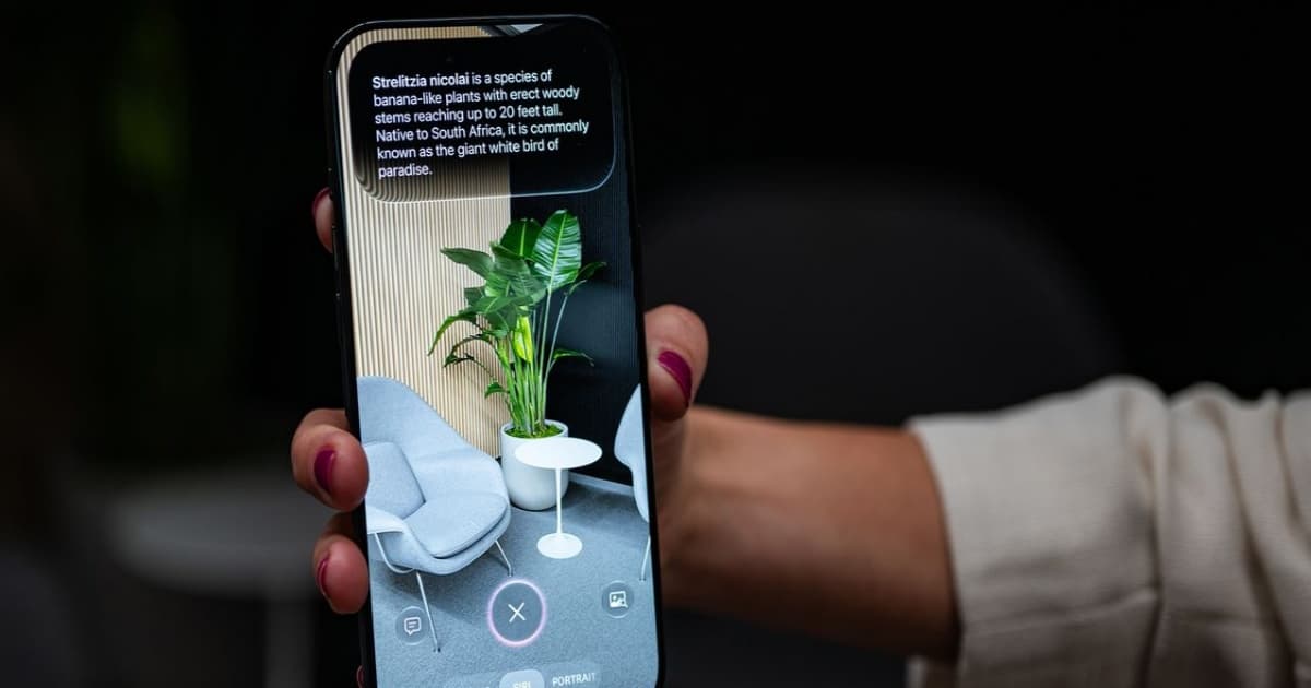 Antarmuka aplikasi Foto iOS 27 dengan fitur AI Extend dan Spatial Reframe