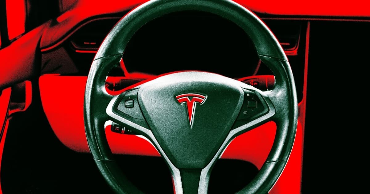 Ilustrasi setir mobil Tesla dengan latar belakang gelap, menggambarkan kecelakaan fatal di Texas