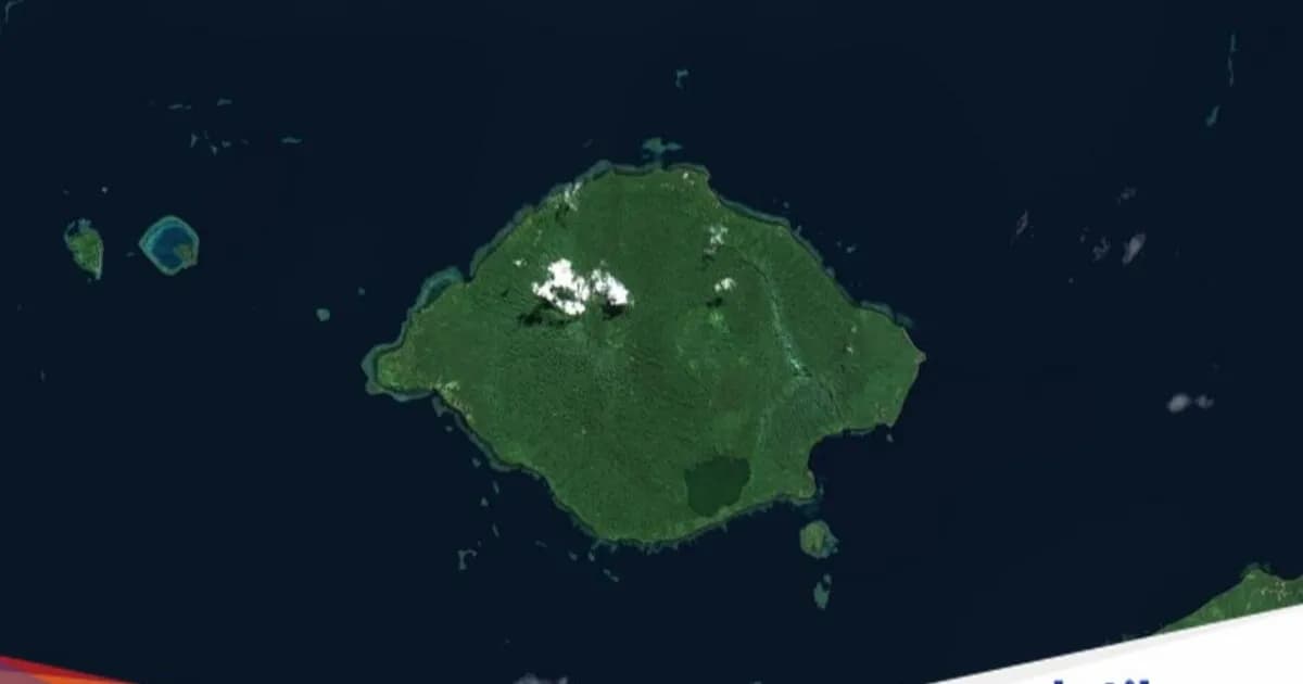 Gambar satelit penampakan calon pulau baru dari gunung api bawah laut di Laut Bismarck