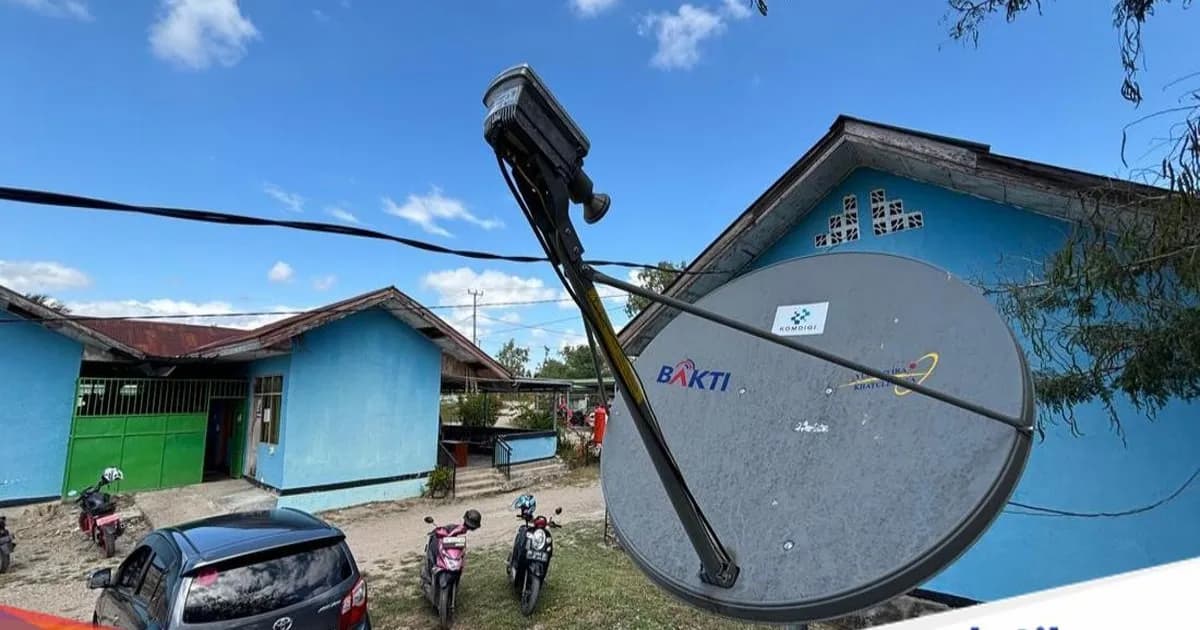 Ilustrasi perangkat VSAT untuk layanan internet satelit China Satcom di Indonesia